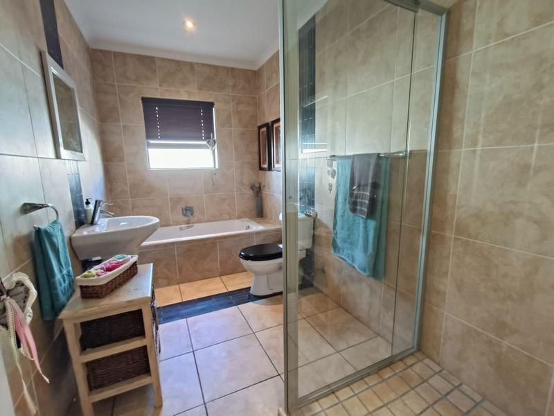 3 Bedroom Property for Sale in Sonkring Western Cape